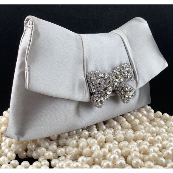 Betsey Johnson Silver Clutch with Rhinestone Bow Gray/Silver Satin with crystals - Picture 11 of 12